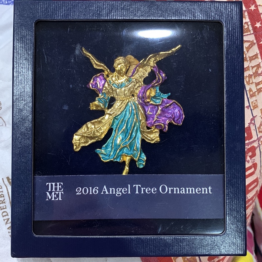 Metropolitan Museum of Art 2016 Angel Tree Ornament